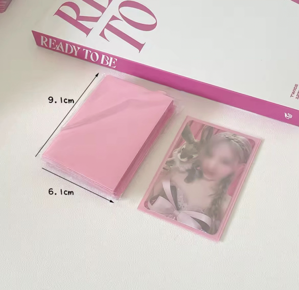 Paquete x5 unidades Sleeve fondo oscuro para Photocards